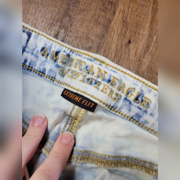 FREE W BUNDLE American Eagle Outfitters extreme flex shorts - Picture 5 of 12